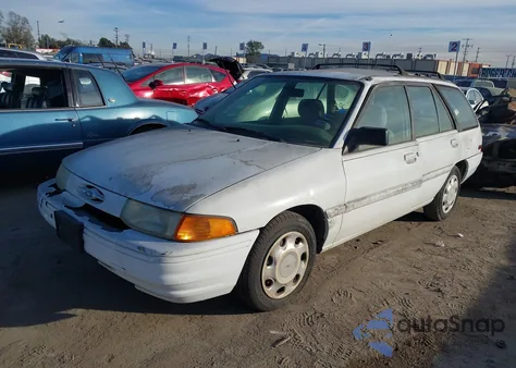 1995 Ford Escort Lx/Sport from USA, damaged, VIN 3FASP15J4SR123210